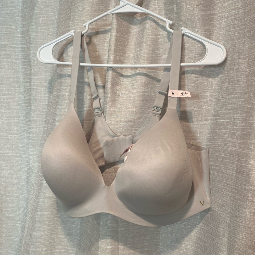 Victoria’s Secret Gray Bra